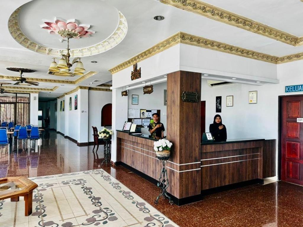 Langkawi Baron Hotel Kuah Esterno foto